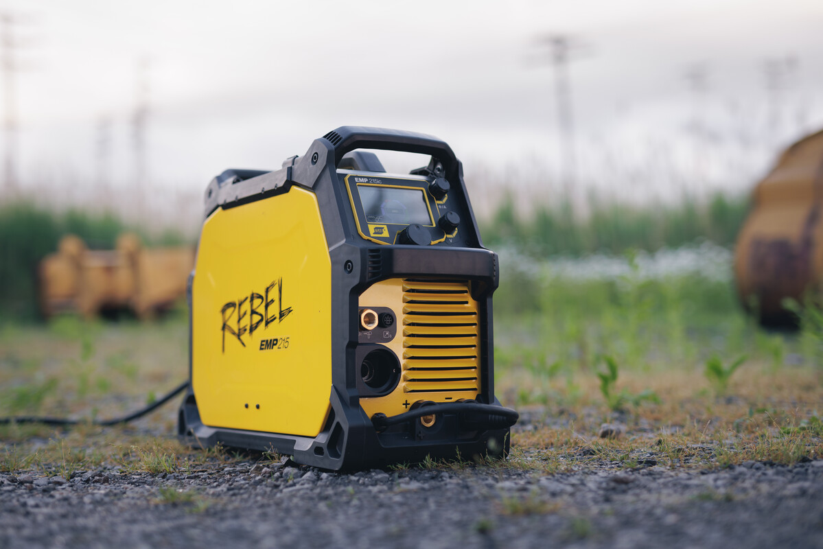 Rebel EMP 215ic
